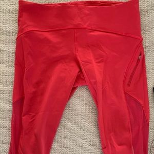 Lulu running capri leggings
